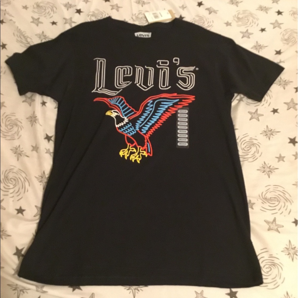 Levi’s eagle shirt